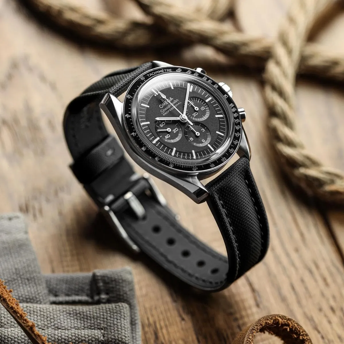 18mm, 19mm, 20mm, 21mm, 22mm Sizes, 5 Color Options Atlas Sailcloth Waterproof Watch Strap ?C Quick-Release Spring Bars, Brushed impress Stainless-Steel Buckle, 
