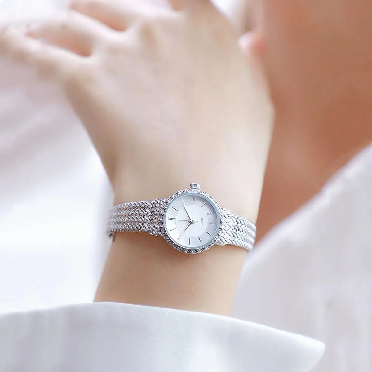 Bracelet Watch ADSBIAOYE Gold Watches for Women Fashion Simple unsuspected hire romanticism Ladies Quartz Small Wrist Watches Dainty Stainless Steel Mesh Band Dress Waterproof Bangle 