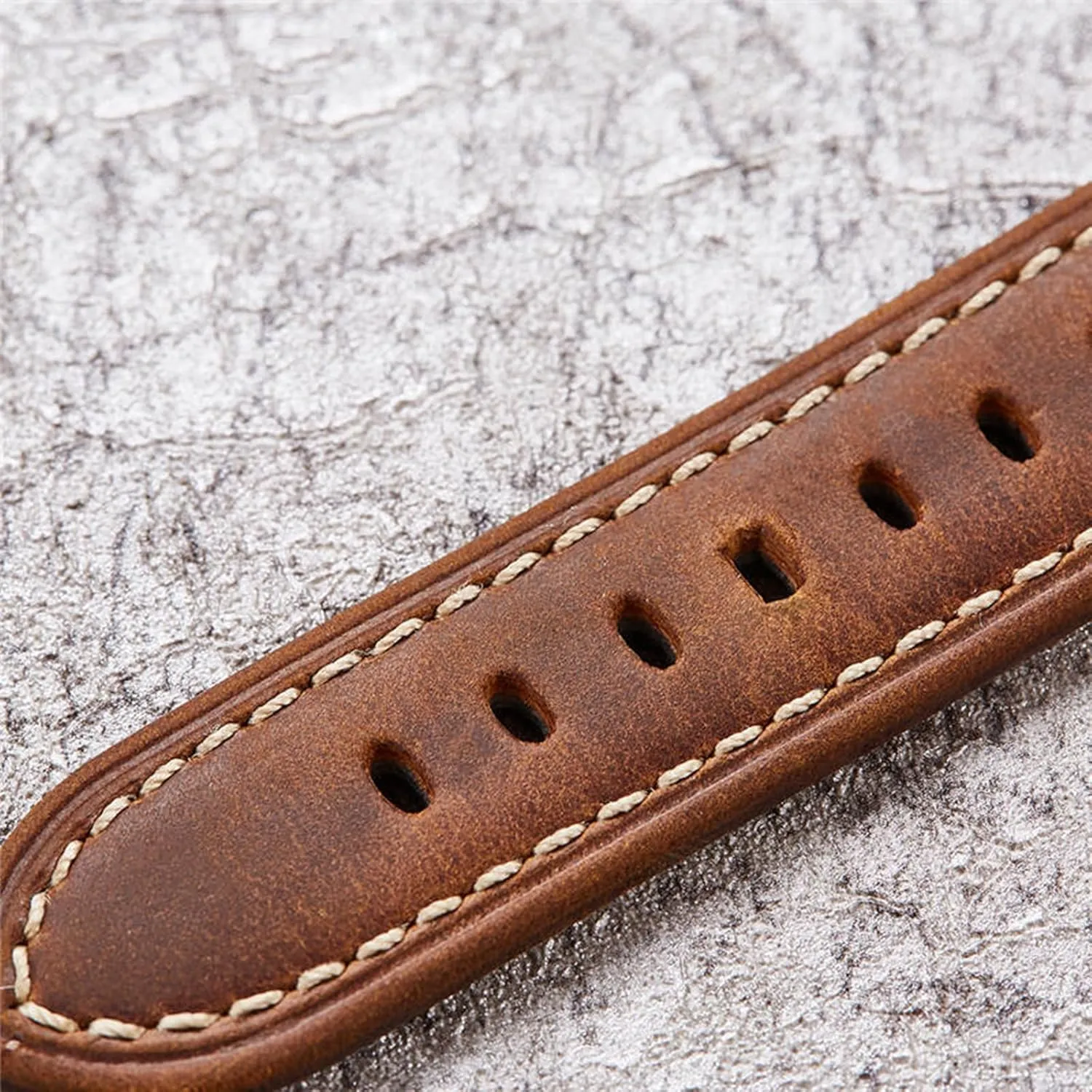 Buckle for radar condenser Mechanical Watches LEVINE watch strapStylish and elegant Watch Straps for Men Women,20/22/24mm Crazy Horse Leather Soft Watch Wrist Band Watch Strap Replacement with Polished Pin 