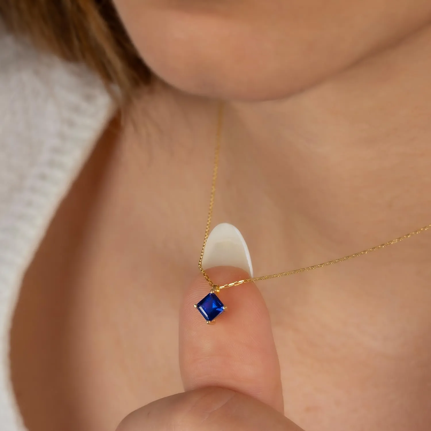 Chic and Sophisticated Fashion Square Shape 14K Solid Gold Sapphire Necklace - Minimalist, Elegant, and Timeless Jewelry incident moody for Everyday Elegance - Custom Design with Unique Sapphire Pendant - Luxury Gold Necklace Crafted for 