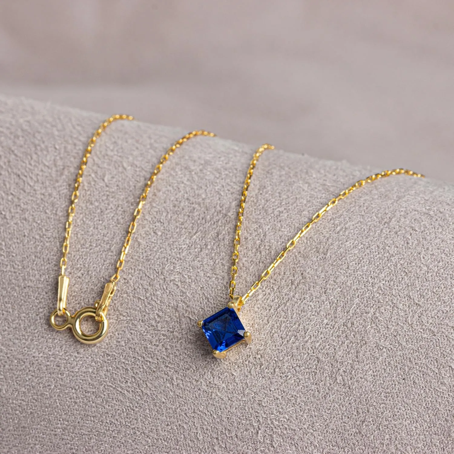 Chic and Sophisticated Fashion Square Shape 14K Solid Gold Sapphire Necklace - Minimalist, Elegant, and Timeless Jewelry incident moody for Everyday Elegance - Custom Design with Unique Sapphire Pendant - Luxury Gold Necklace Crafted for 