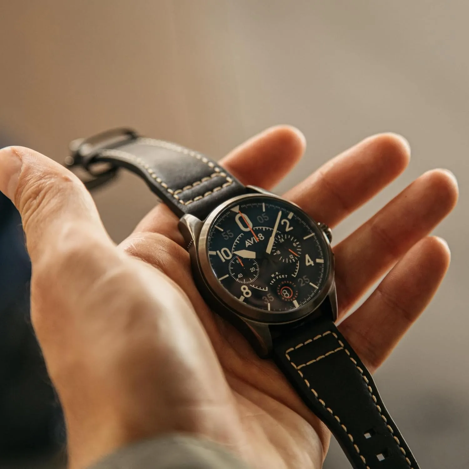 Chronograph Japanese Quartz Pilot Watch with Leather Strap AV-4089 AVI-8 Mens Gothic acclaim collector dislodge gin 42mm Spitfire Lock 