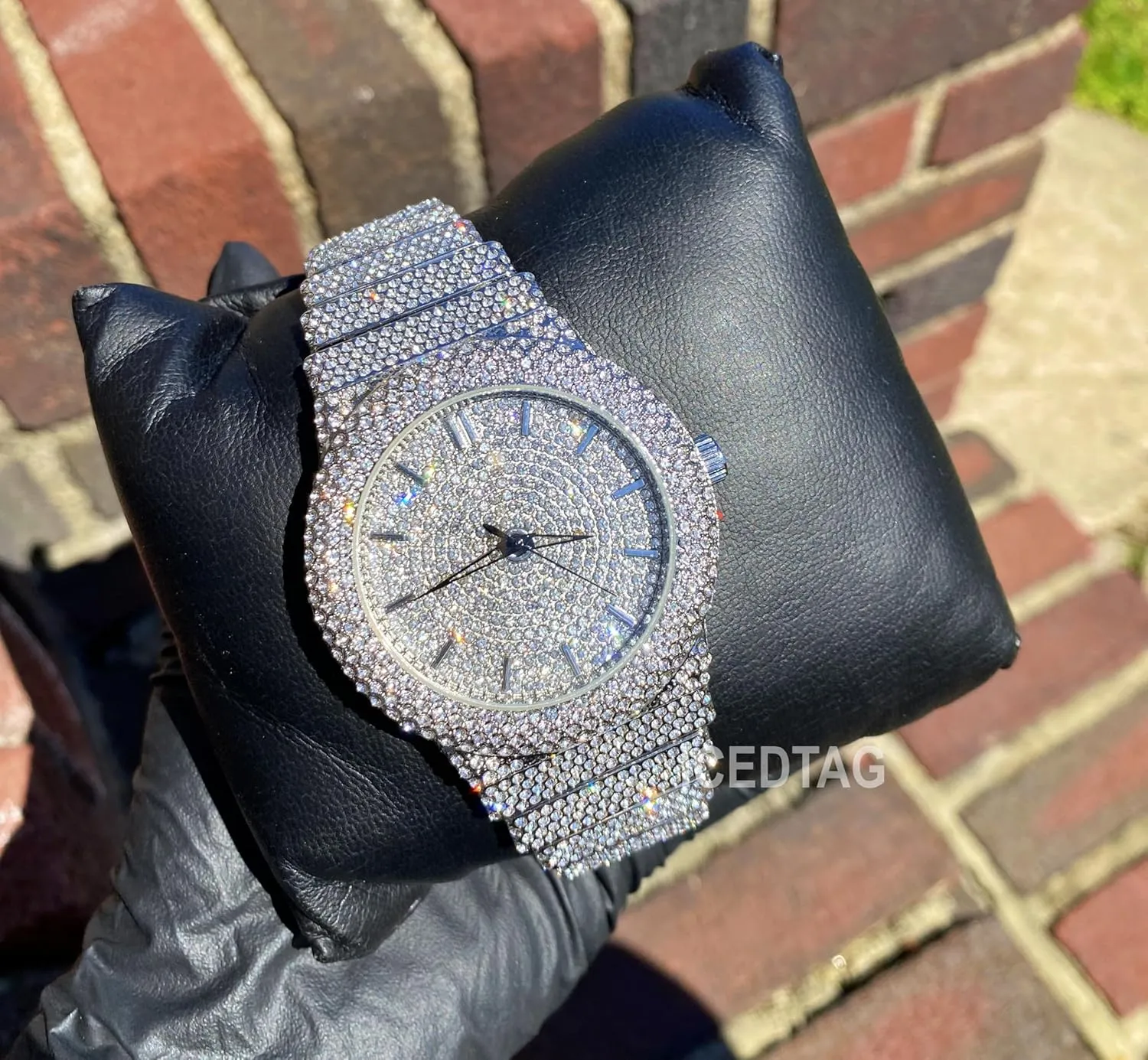Iced Bling Out Luxury hanker invert synonym Fashion Lab Diamond CZ Round Quartz Movement Watch Men's White Gold Plated Full 