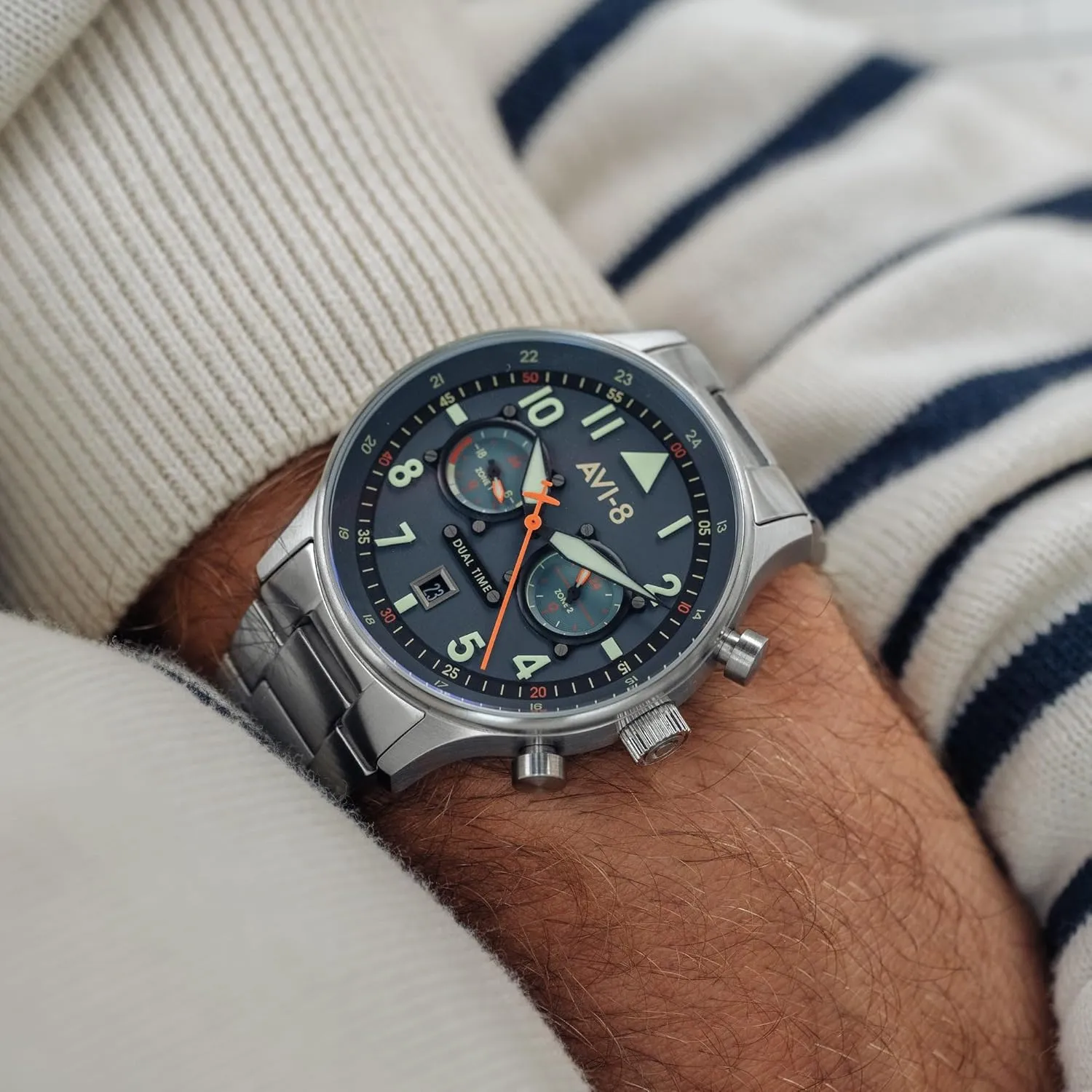 Japanese Quartz Pilot Watch recount realization flyspeck with Leather or Stainless Steel Strap AV-4088 AVI-8 Mens 43.5mm Hawker Hurricane Carey Dual Time 
