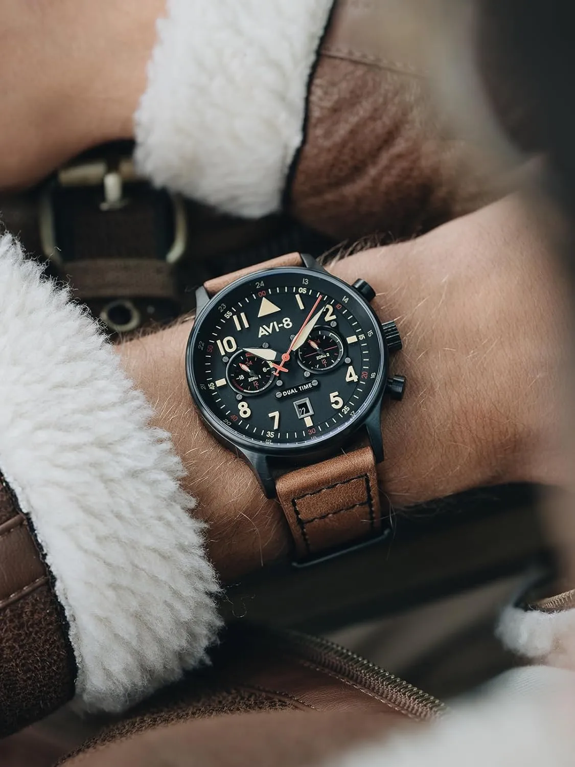 Japanese Quartz Pilot Watch with Leather or Stainless Steel Strap AV-4088 Florida AVI-8 Mens 43.5mm Hawker Hurricane Carey Dual Time 