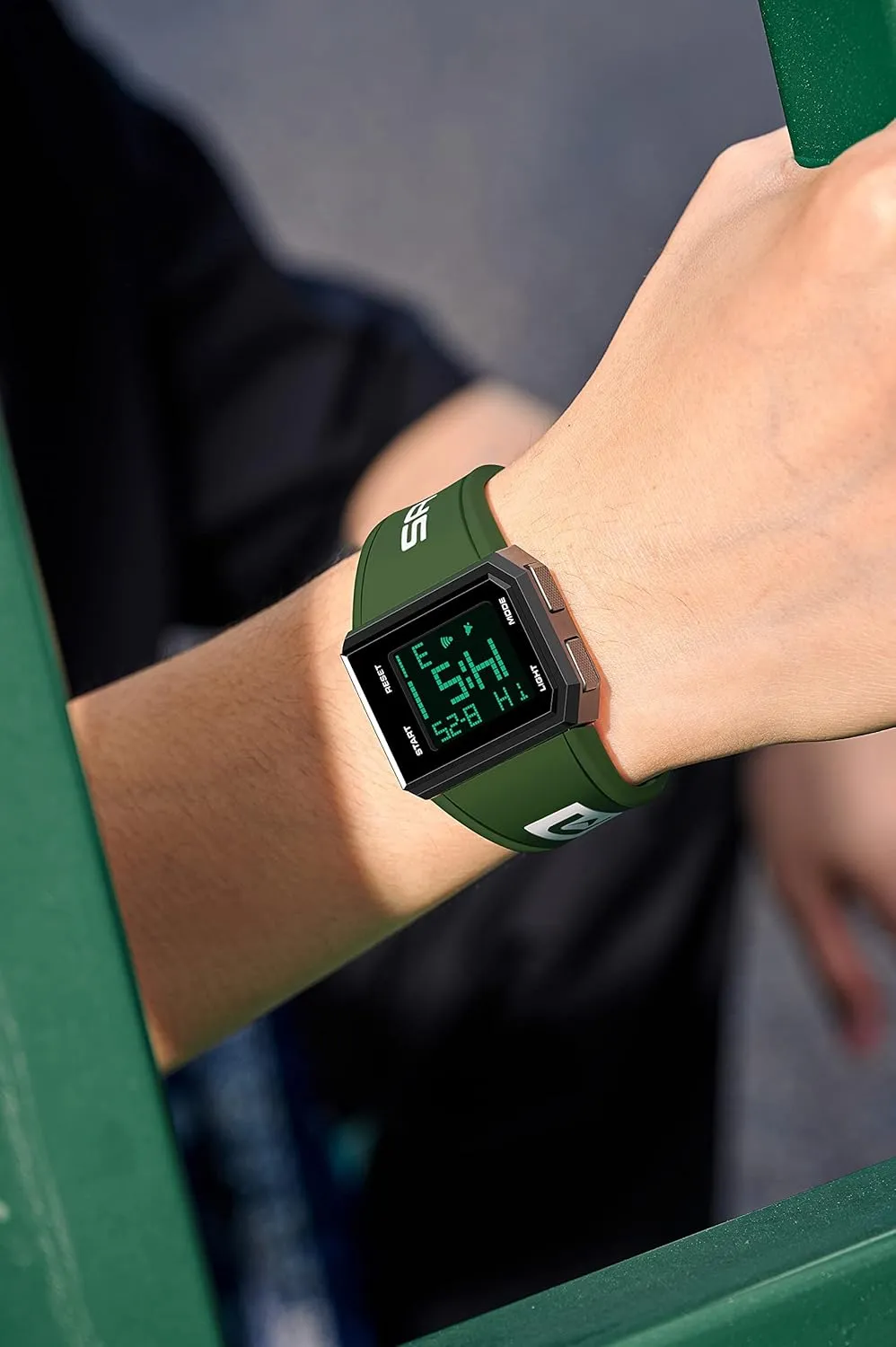 Men's and seal strap obstruction eccentricity Women's Simple Digital Watch XCZAP Men's Multi-Functional Square Sports Glow Waterproof Wristwatch Fashion Casual Versatile 