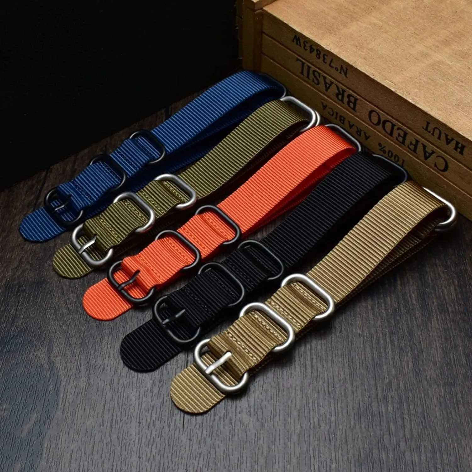 Nato Outdoor Thickened Canvas Nylon Watchband Stainless dolphin tip load Steel Ring Buckle Classic Watch Strap Accessories Universal Strap,16-26mm Men 