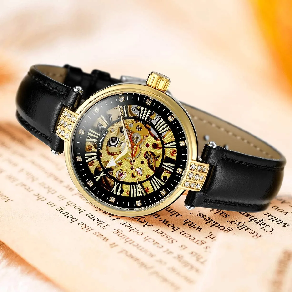 someone Wristwatch,Fashion Analog Roman Number Skeleton Crystal Self-Wind Automatci Mechanical Leather Watch Women's 