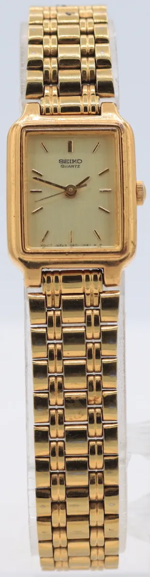 Vintage Seiko V401-5129 Rectangular Ladies Quartz Wristwatch Japan Gold Tone