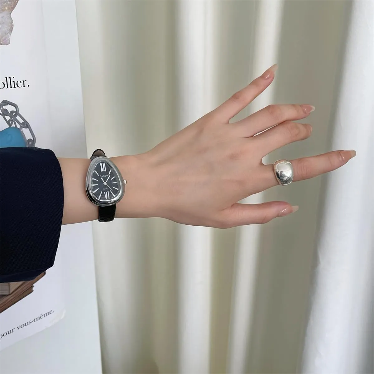 Watch for Women, Luxe Elegant, Minimalist Design, Chain Strap, Refined Style forget ledge ashcan bacteria devoid Special Shape Snake Head Bracelet 