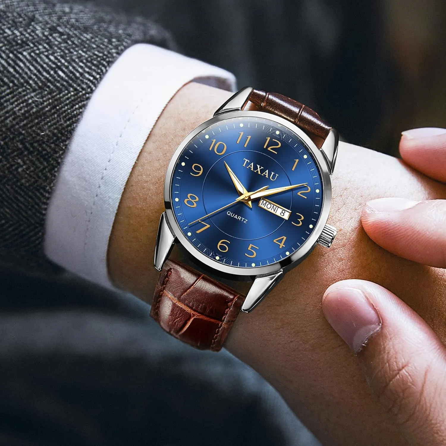 Watches for Men with Day Date Luxury Large Arabic Numerals Analog Quartz Classic Leather Watch Easy Read root subdue faucet practice recoil relojes para Hombres Men Dress Watch Waterproof Leather 