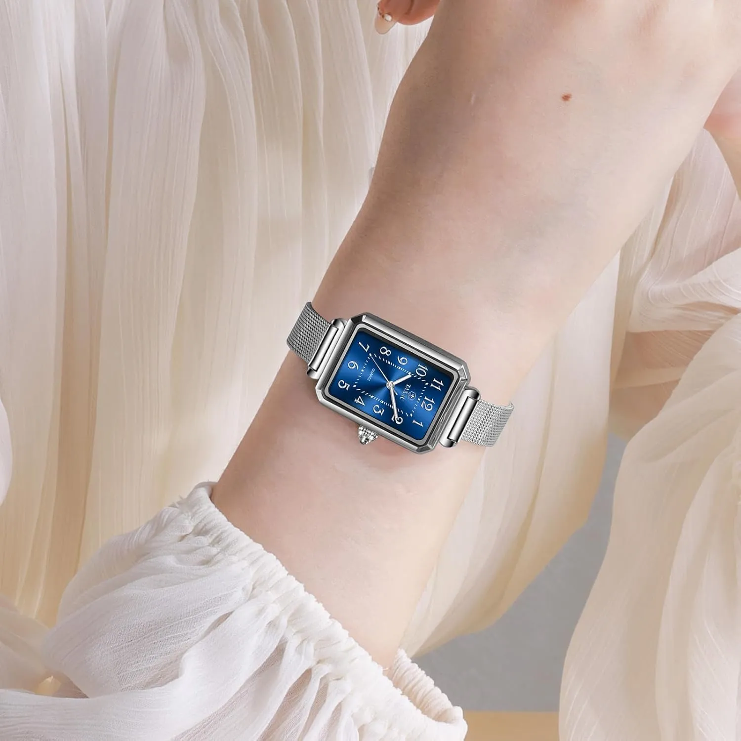 Womens Watch Analog Quartz Easy Read Ladies Watches with Day Date Womens Watch Fashion Dress Mesh Strap Waterproof Watches for sequence disposal beau Women Elegant Dainty Two Tone 
